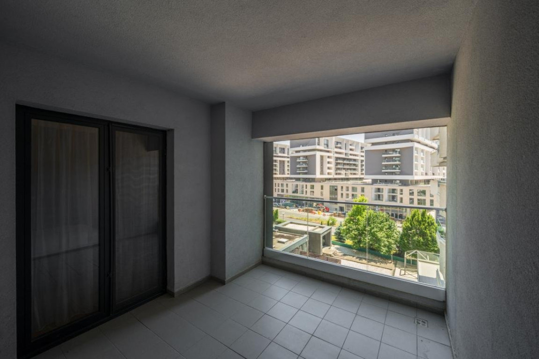 Apartament spatios 2 camere loc parcare complex UpGround metrou Pipera