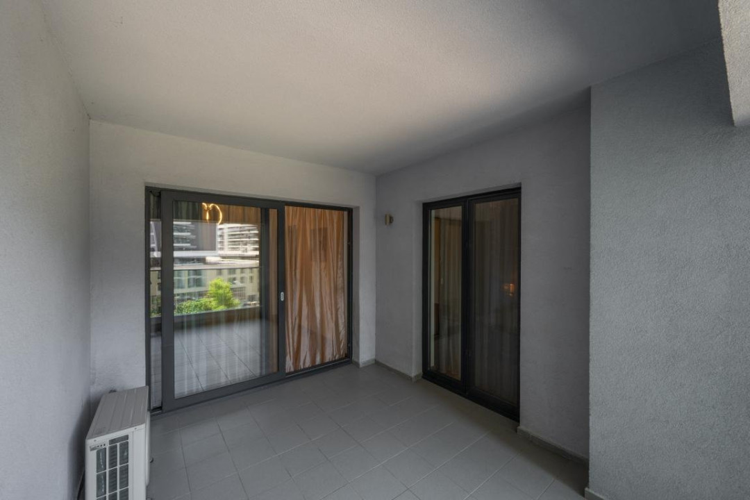 Apartament spatios 2 camere loc parcare complex UpGround metrou Pipera