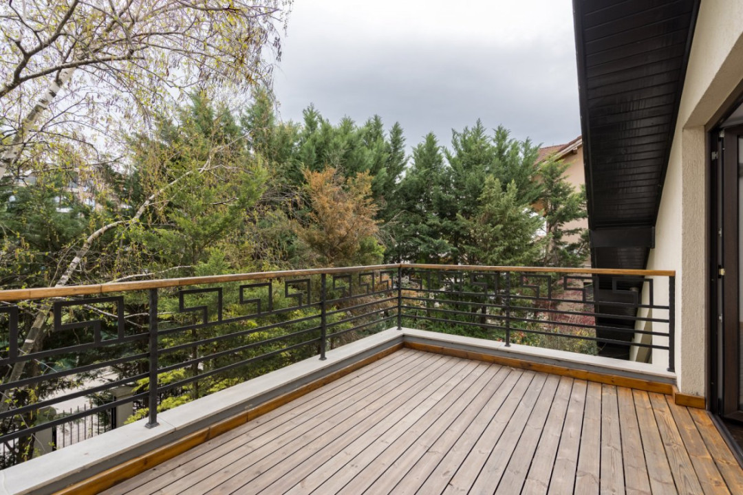 IANCU NICOLAE - COMPLEX TRAIAN, VILA 400 MP TOTAL, LOT 750 MP!