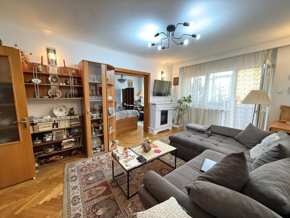 Apartament 4 camere, langa Parc, 97 mp