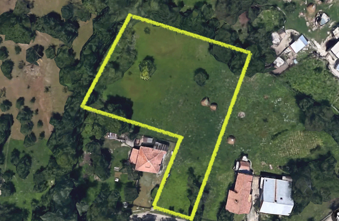 Teren intravilan, 2476 mp in cadru natural, regim P+1E+M | COMARNIC