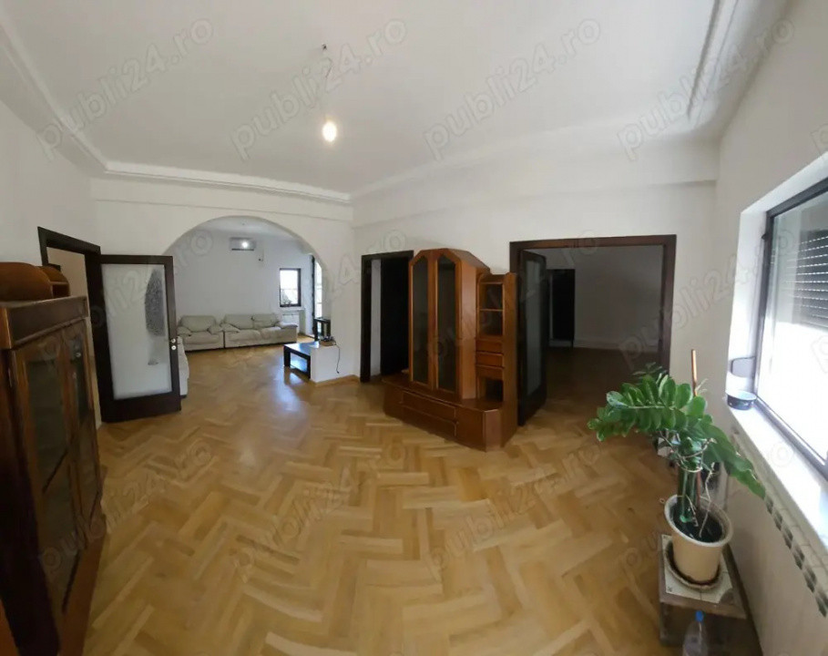 Apartament 4 camere / Birou, 106 mp, centrala, 2 bai, 2 balcoane | Calea Moșilor