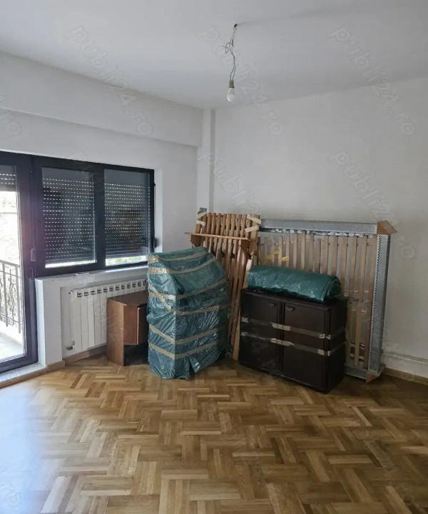 Apartament 4 camere / Birou, 106 mp, centrala, 2 bai, 2 balcoane | Calea Moșilor