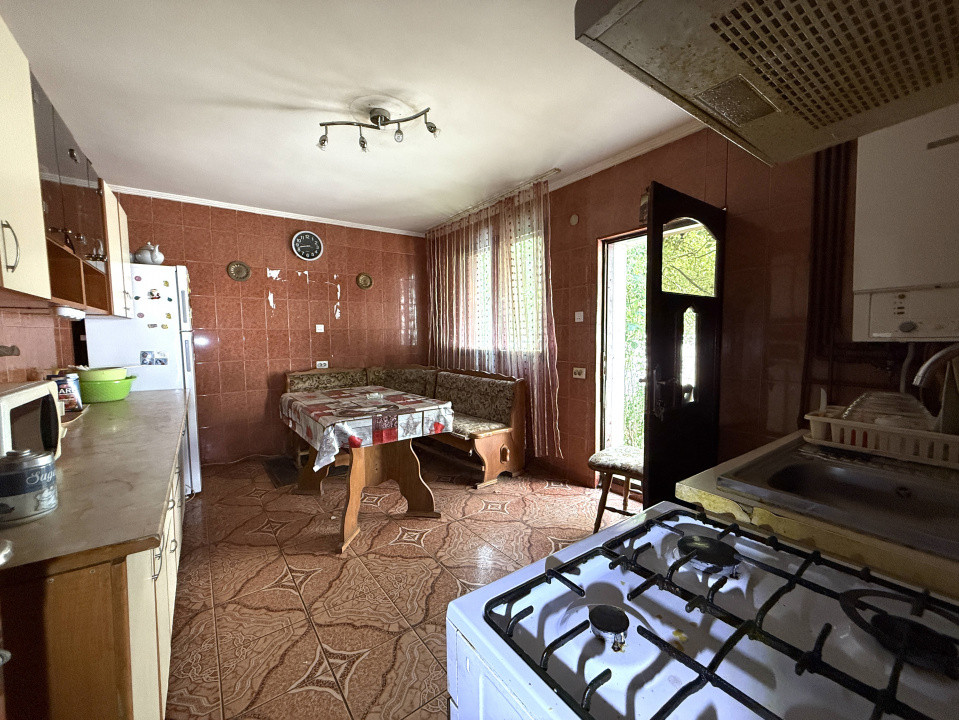 0% | Casă solidă pe colț, 240 mpu, terasă, curte și utilități full | Pantelimon