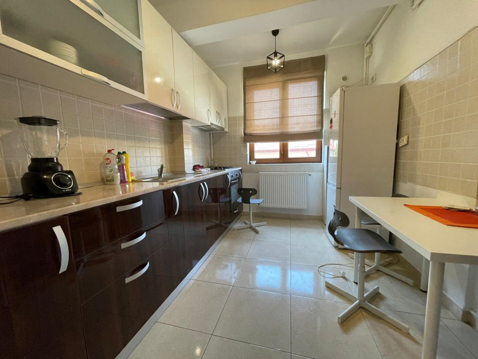 Apartament de inchiriat in zona Vitan