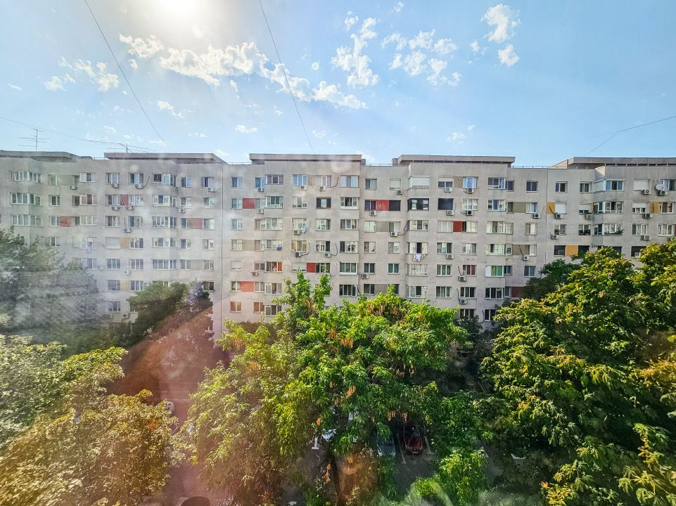 Apartament 3 camere Salajan, mobilat, 5 min de metrou Nicolae Grigorescu