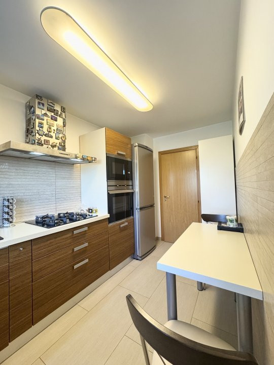 Apartamennt 3 camere,frumos amenajat In Bdul Unirii 62 cu parcare