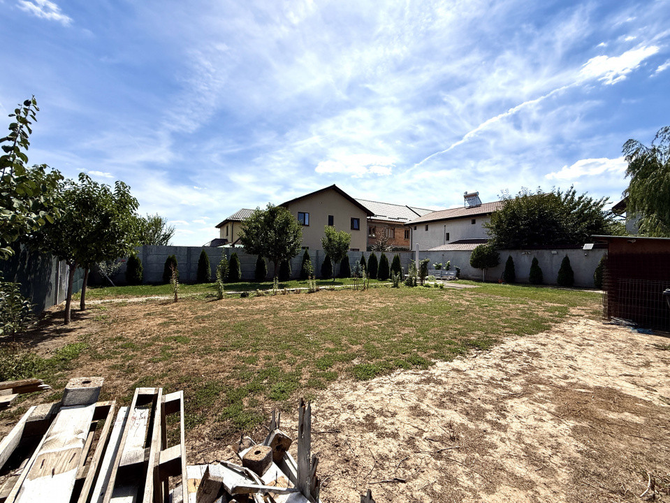 Teren intravilan imprjmuit, 417 mp, utilități | P+2+M | str. Grădinarilor