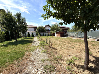 Teren intravilan imprjmuit, 417 mp, utilități | P+2+M | str. Grădinarilor