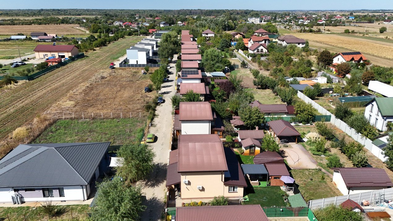Casă tip duplex cu curte proprie, aproape de pădure, în Țegheș - Domnești IF