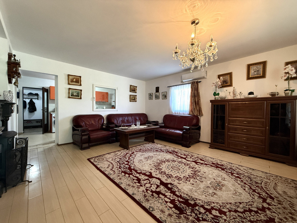 Casă tip duplex cu curte proprie, aproape de pădure, în Țegheș - Domnești IF