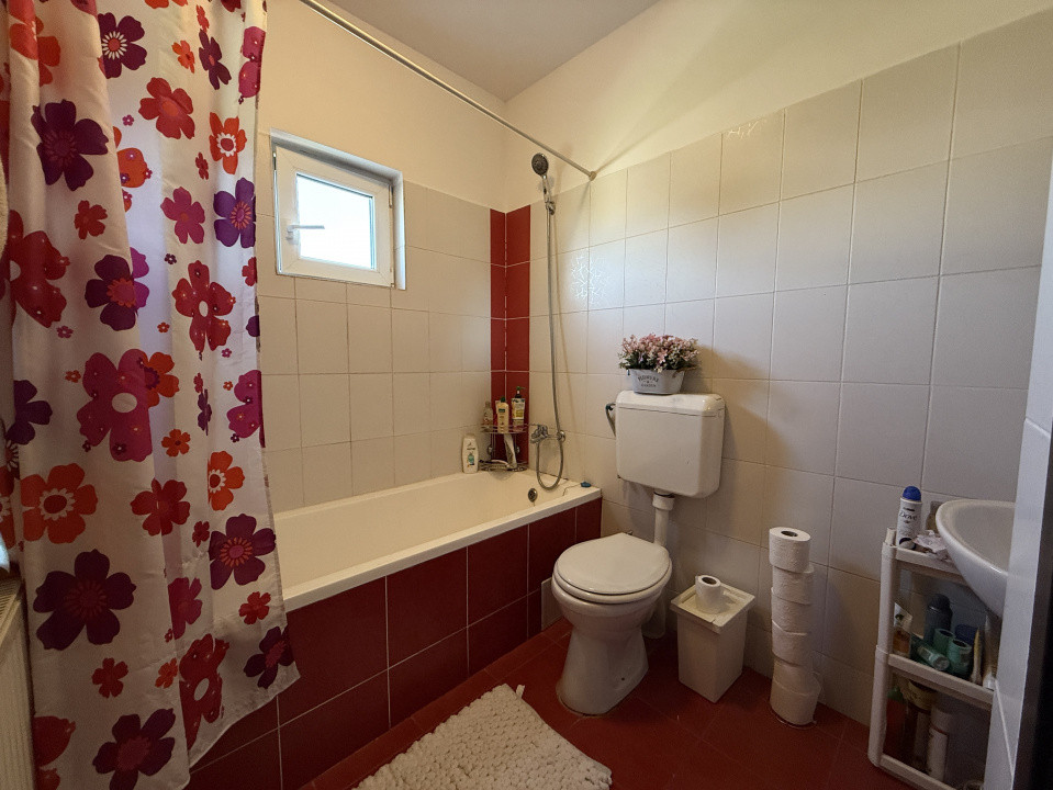 Casă tip duplex cu curte proprie, aproape de pădure, în Țegheș - Domnești IF