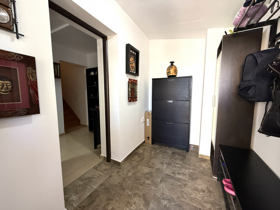 Casă tip duplex cu curte proprie, aproape de pădure, în Țegheș - Domnești IF