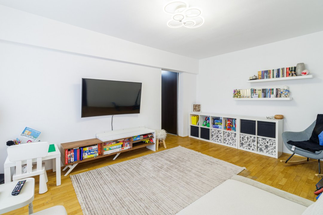 Apartamentul de langa IOR