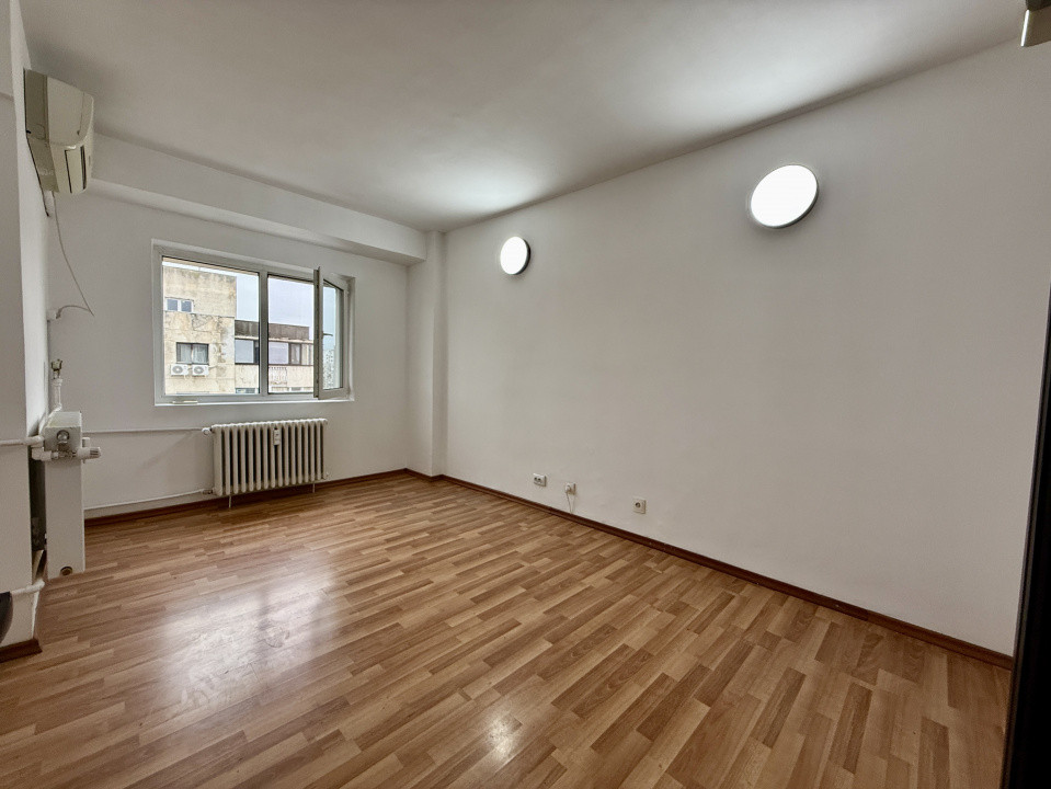 Spațiu birouri 70 mpu, 4 camere decomandate, Bd. Gheorghe Șincai