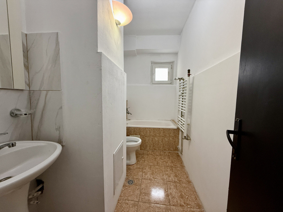 Spațiu birouri 70 mpu, 4 camere decomandate, Bd. Gheorghe Șincai