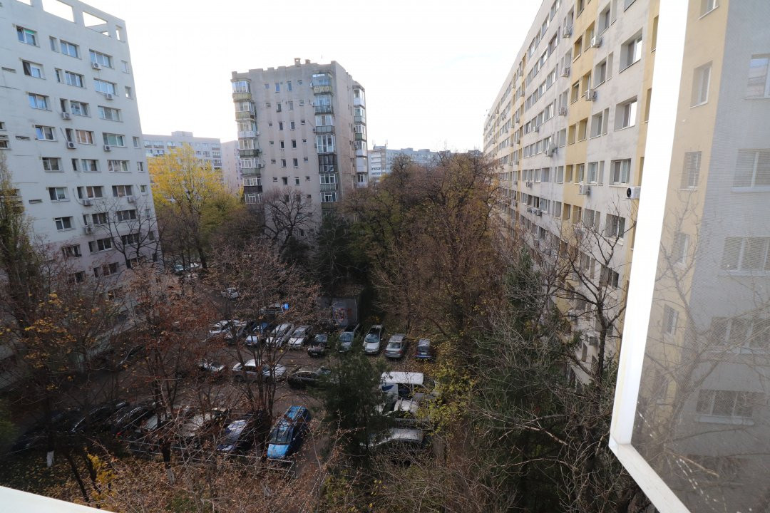 Dristor - 1 minut pana la metrou