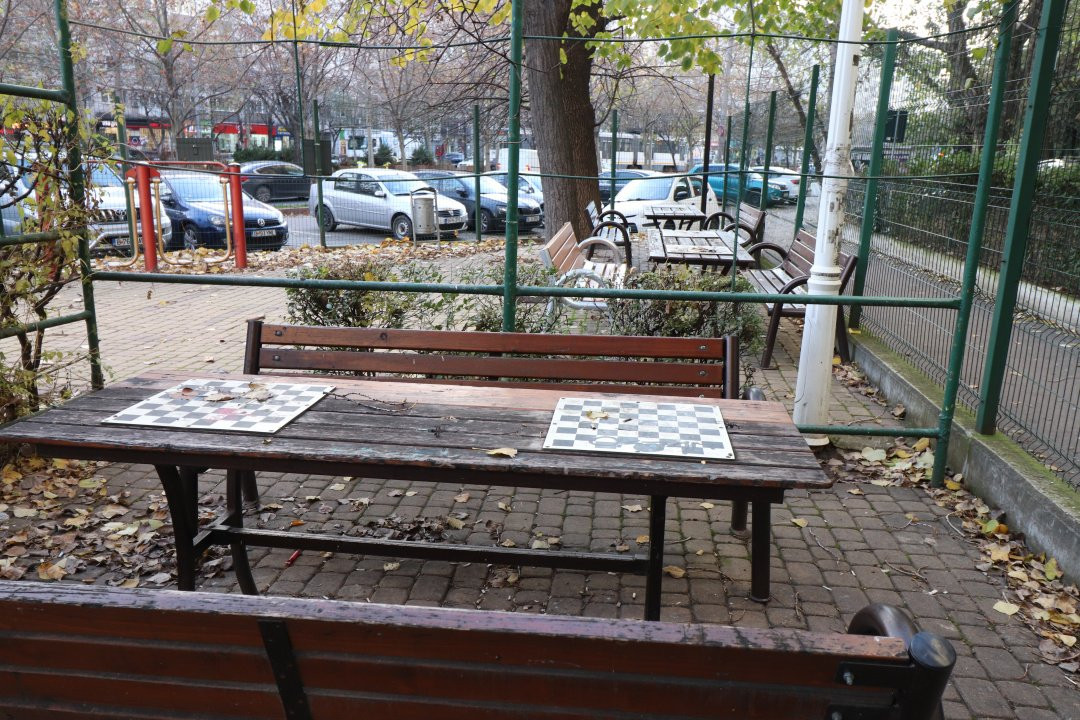 Dristor - 1 minut pana la metrou