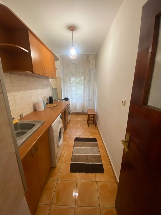 0% | Garsoniera decomandata, 42 mp, balcon | zona Nerva Traian