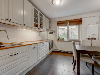 Nerva Traian - decomandat - centrală termica - bloc reabilitat 