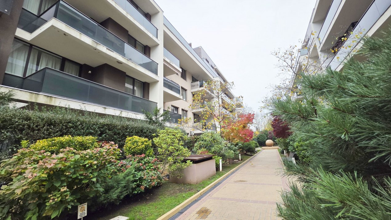 Oaza de liniste in apartament de lux, in padurea Baneasa