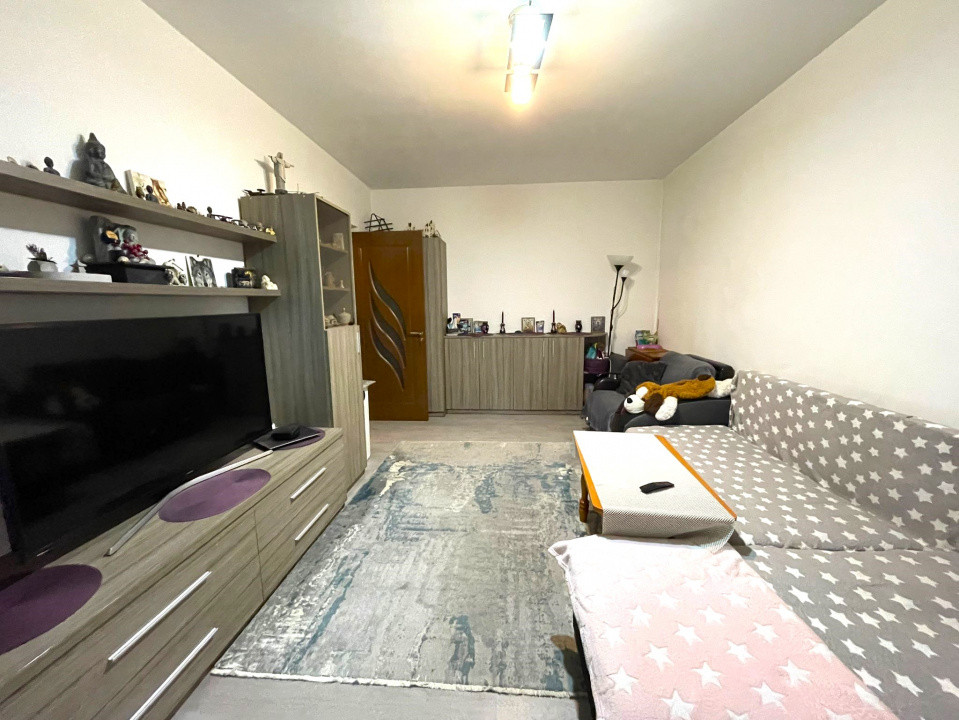 Apartament cu 3 camere | Decomandat | Drumul Taberei | La 1 minut de Metrou