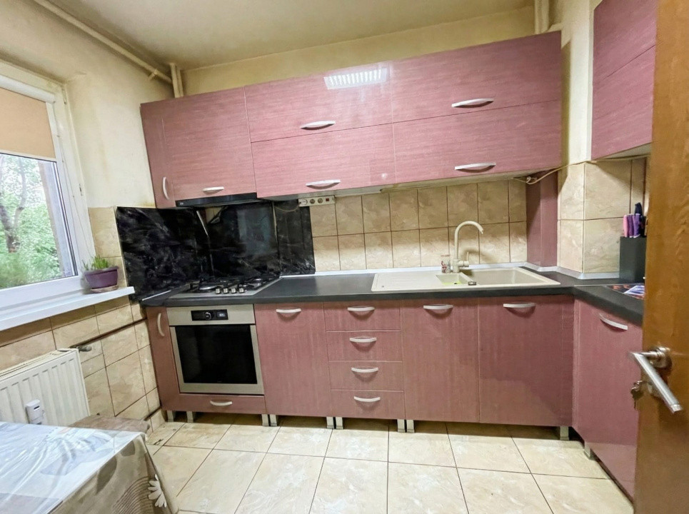 Apartament cu 3 camere | Decomandat | Drumul Taberei | La 1 minut de Metrou