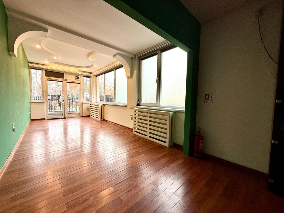 Spațiu comercial stradal cu vizibilitate și trafic pietonal intens | 2 Stejari 