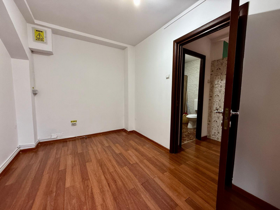 Spațiu comercial stradal cu vizibilitate și trafic pietonal intens | 2 Stejari 