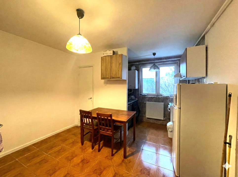 Garsoniera cu Centrala Proprie | Delea Veche - stradal pe Calea Calarasilor