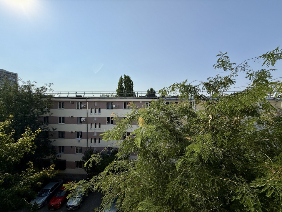Garsoniera cu gaze si boiler, 15 mp, bloc reabilitat | Baicului