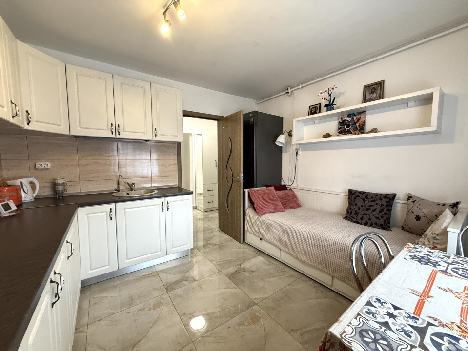 Apartament 2 camere decomandat cu CENTRALA, 63 mp, Nerva Traian - Panait Cerna