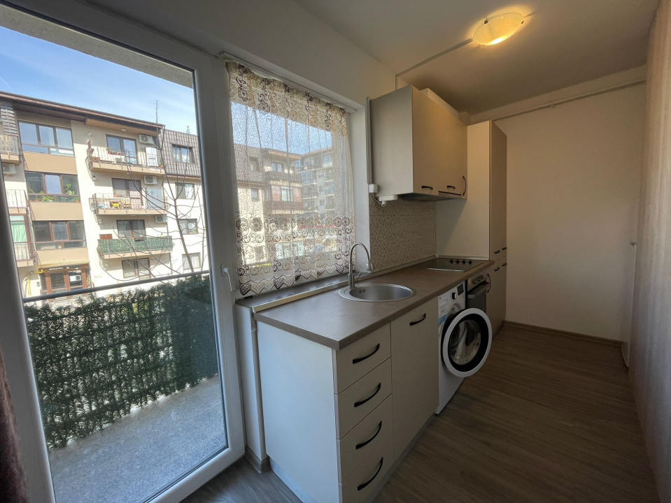 Garsonieră modernă 40 mp, bloc 2020, renovată 2026, PARCARE si Centrala