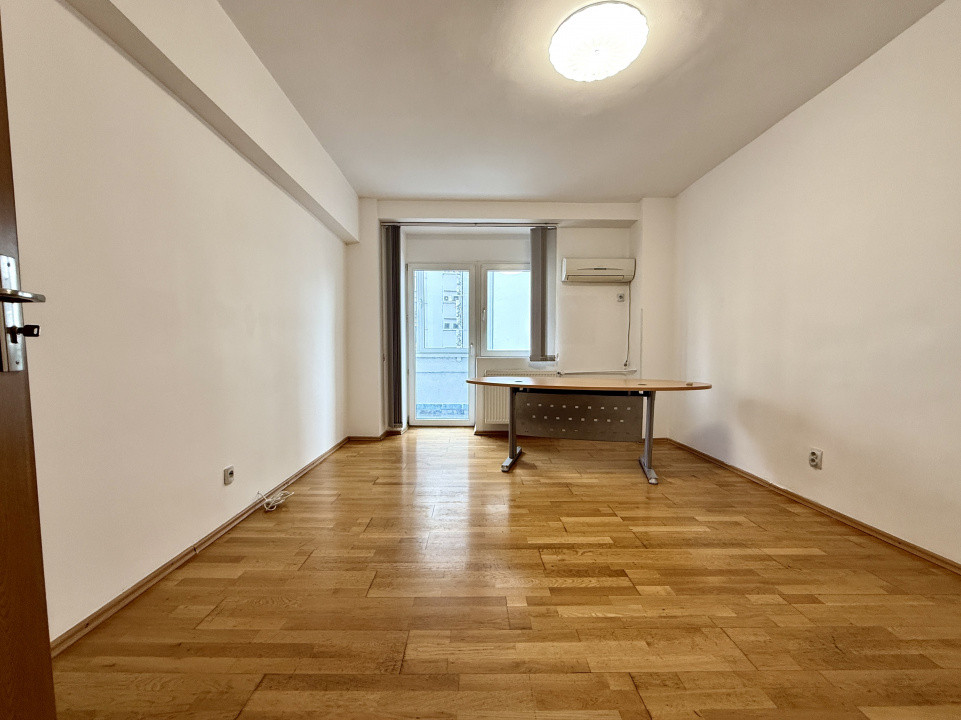 0% | Apartament / Birou 3 camere decomandat, 95 mp, 2 bai + 2 balcoane | Decebal