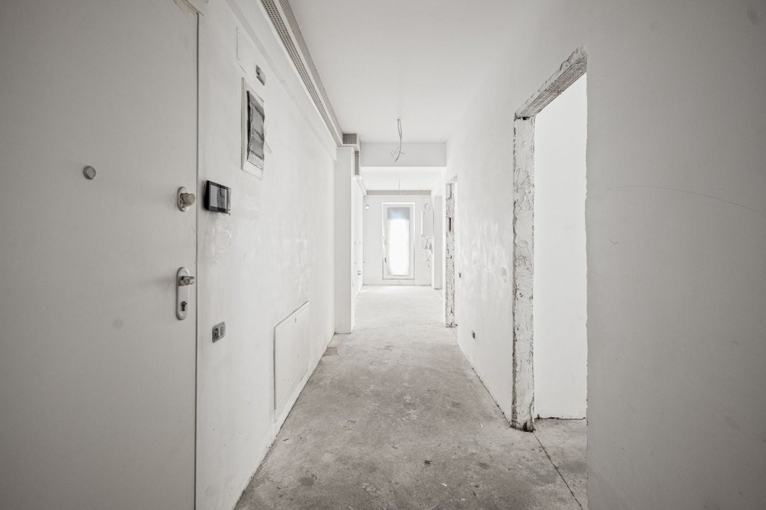 VANZARE APARTAMENT 4 CAMERE UNIRII-CASA POPORULUI