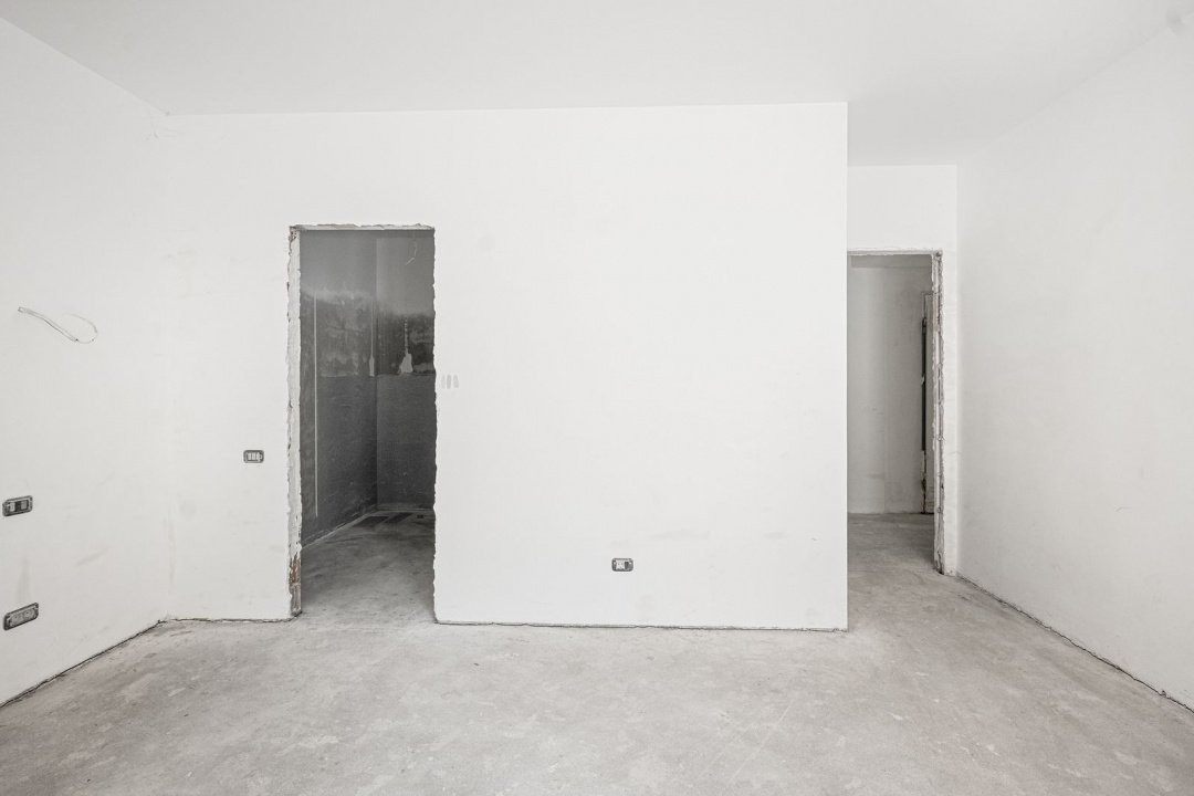 VANZARE APARTAMENT 4 CAMERE UNIRII-CASA POPORULUI