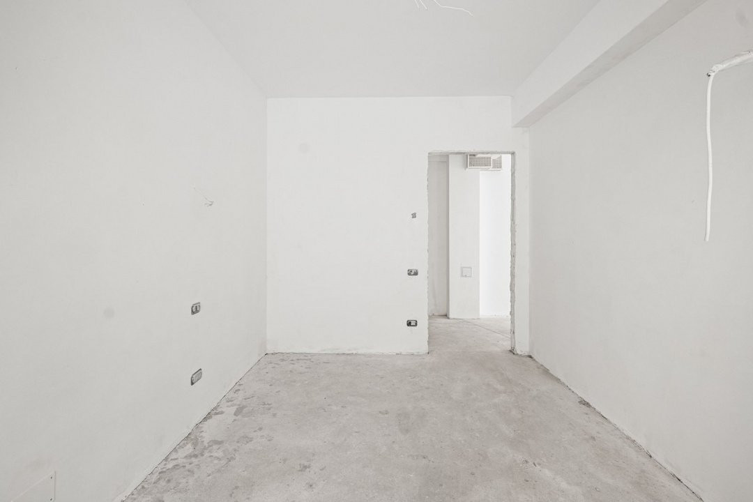 VANZARE APARTAMENT 4 CAMERE UNIRII-CASA POPORULUI
