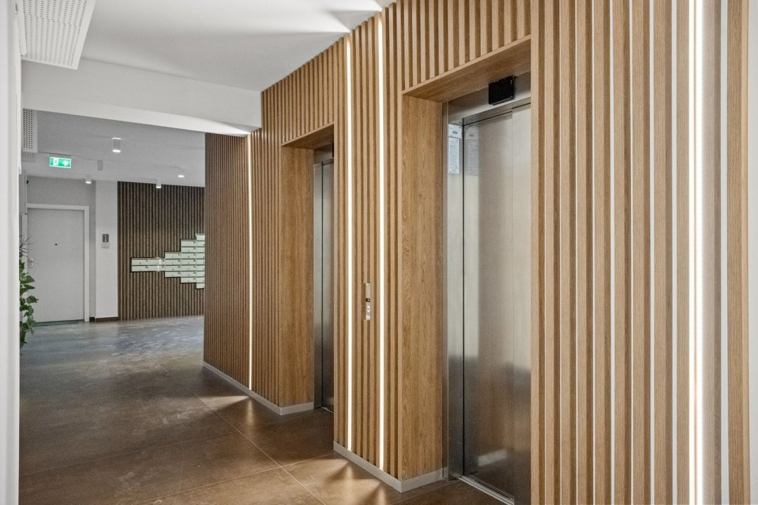 VANZARE APARTAMENT 4 CAMERE UNIRII-CASA POPORULUI