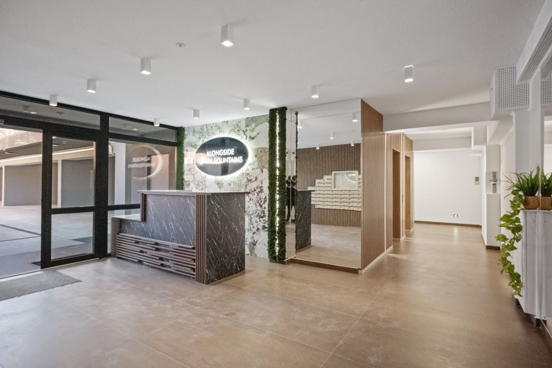 VANZARE APARTAMENT 4 CAMERE UNIRII-CASA POPORULUI