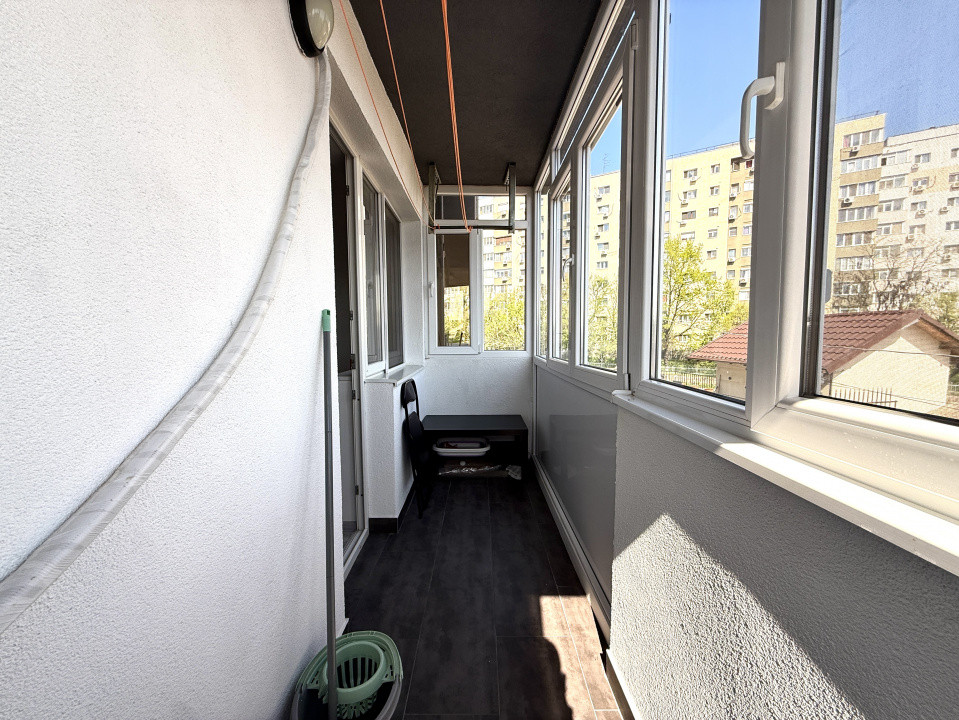 Apartament 2 camere decomandat | cu 2 balcoane și parcare | 5 min metrou