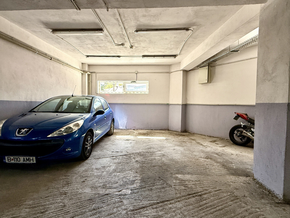 Apartament 2 camere decomandat | cu 2 balcoane și parcare | 5 min metrou