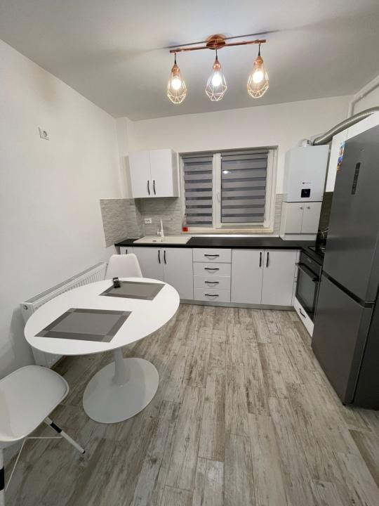 2 Camere Decomandat Practic | Bloc Nou | 