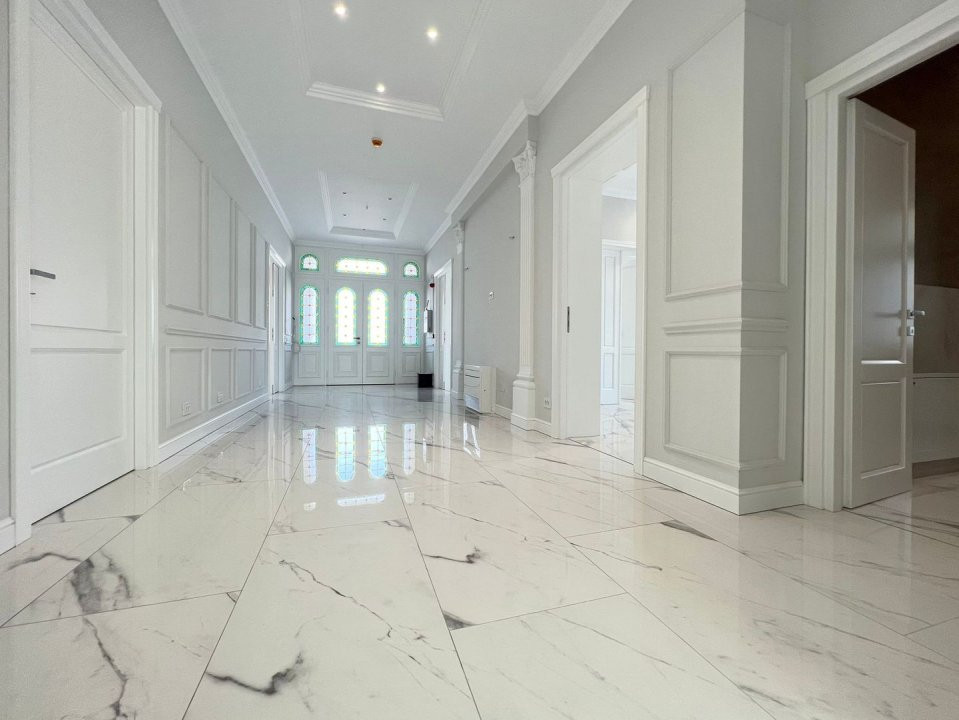 0% | Casa cu destinatie comerciala, parcare, terasa si gradina