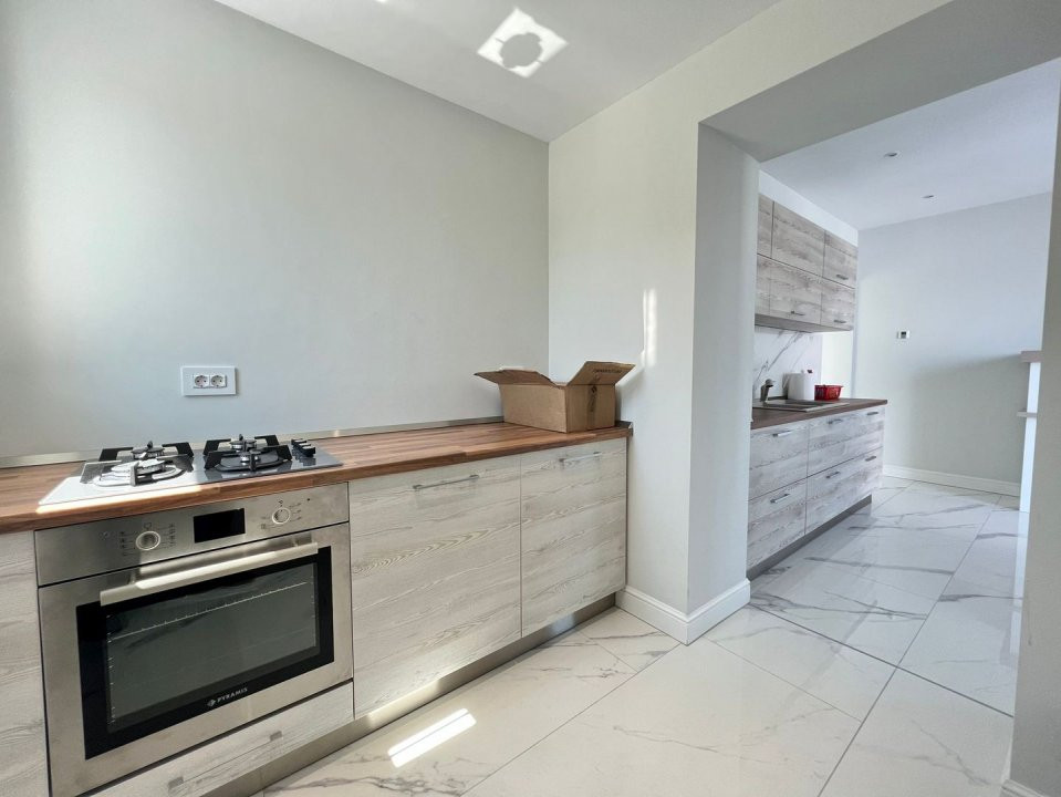 0% | Casa cu destinatie comerciala, parcare, terasa si gradina