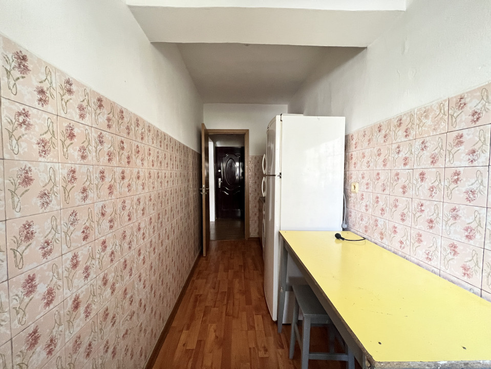 Garsoniera decomandata, 35 mpu, zona Gorjului | str. Velei