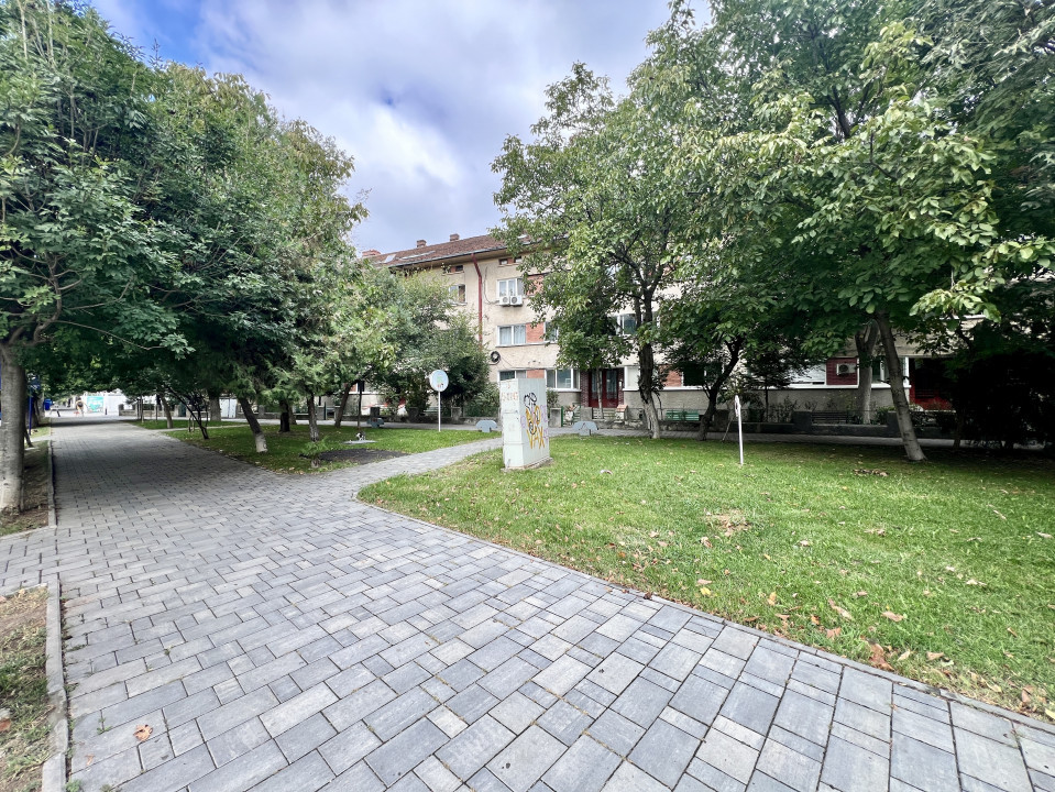 Garsoniera decomandata 57 mp+boxa, PET FRIENDLY & centrala proprie!