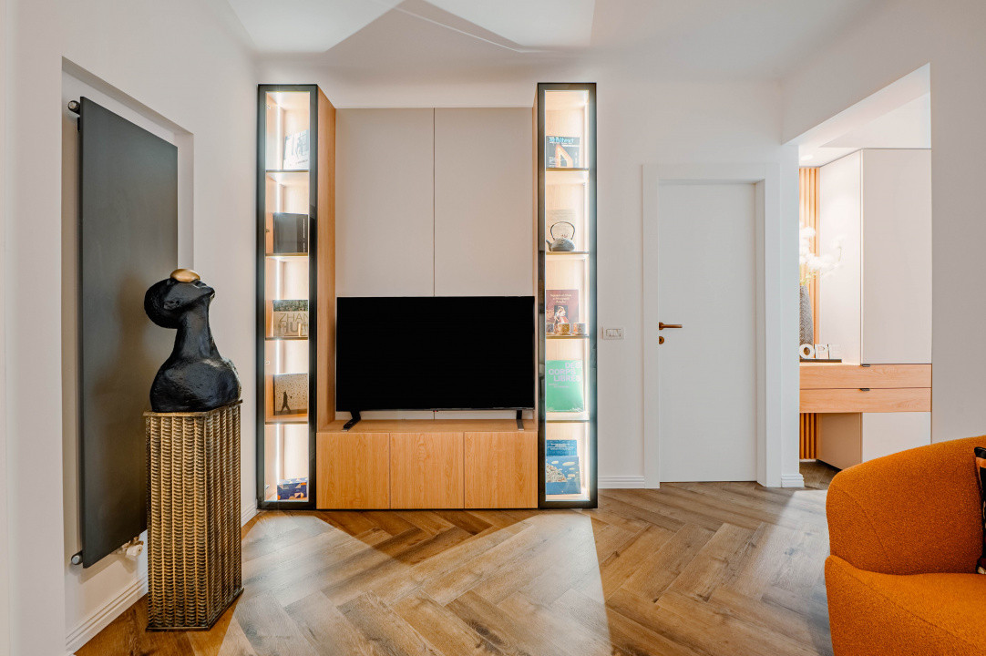 Unicat în Blocul Florentin: 3 camere, 2 băi, renovat integral cu designer