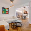 Unicat în Blocul Florentin: 3 camere, 2 băi, renovat integral cu designer