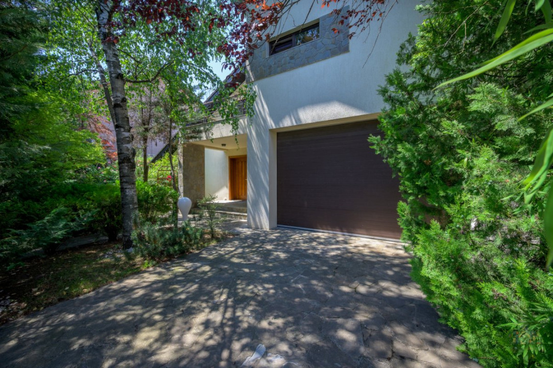 IANCU NICOLAE - COMPLEX TRAIAN, VILA 400 MP TOTAL, LOT 750 MP!