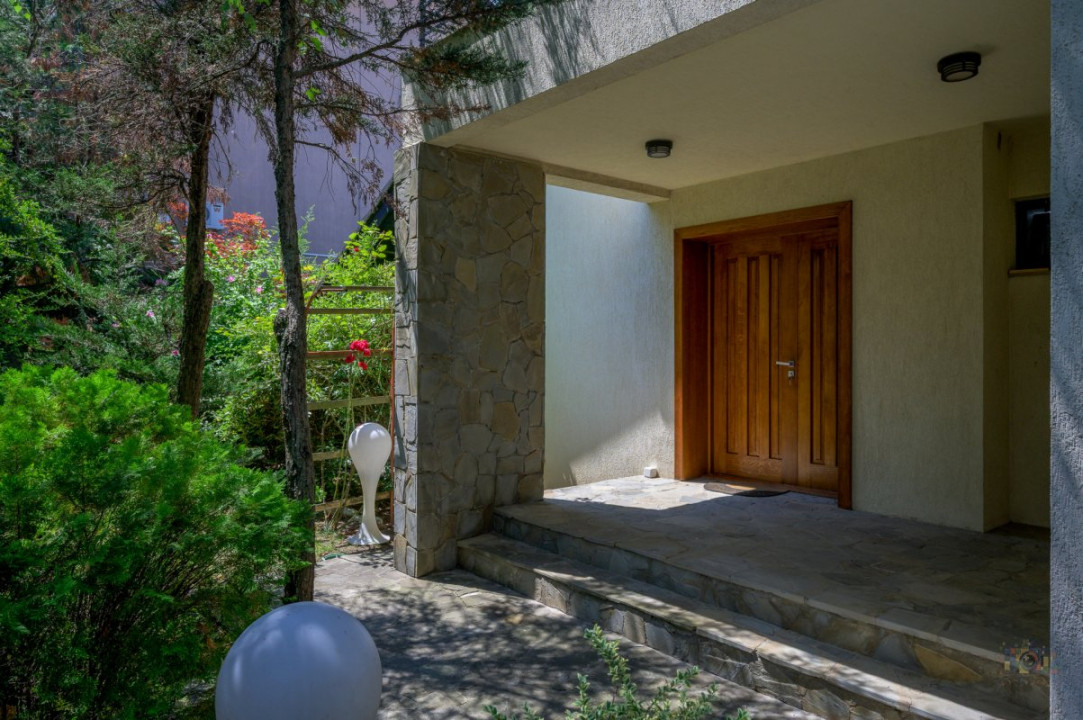IANCU NICOLAE - COMPLEX TRAIAN, VILA 400 MP TOTAL, LOT 750 MP!